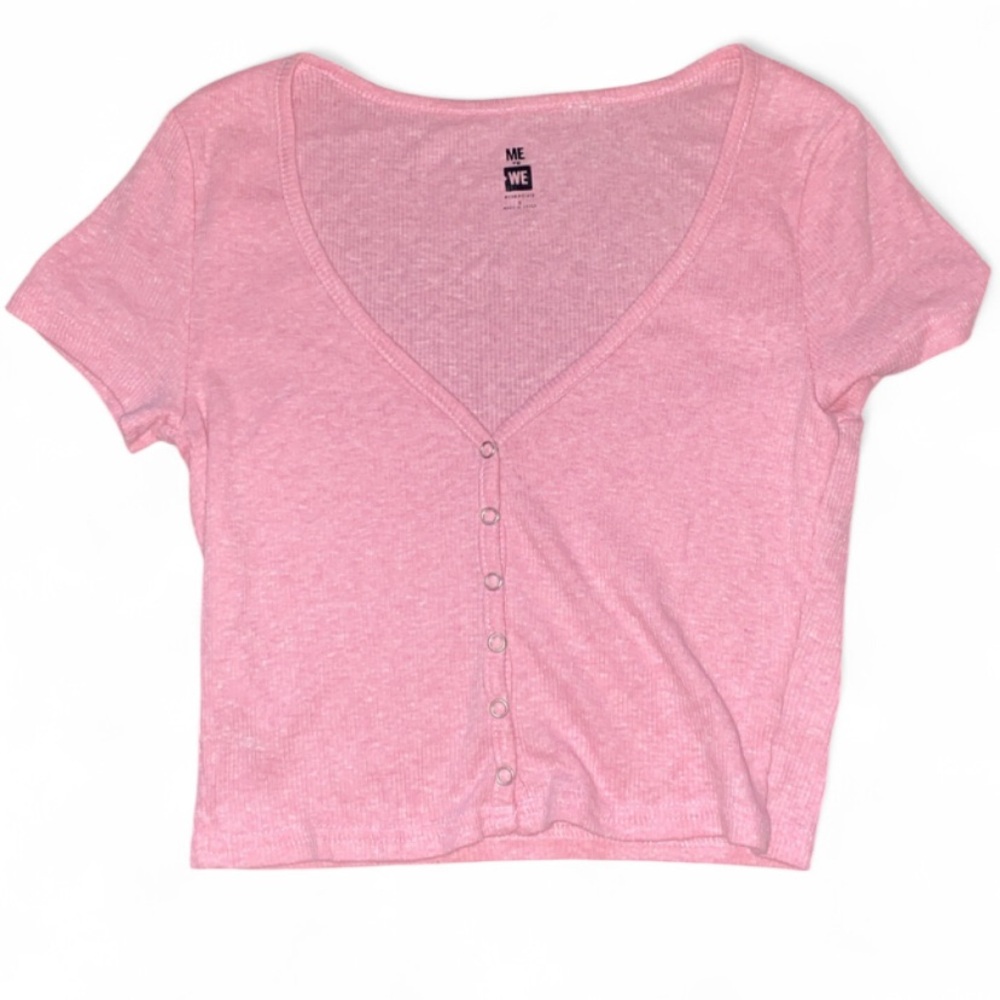 Me to We Pink Cropped Button Down T-Shirt